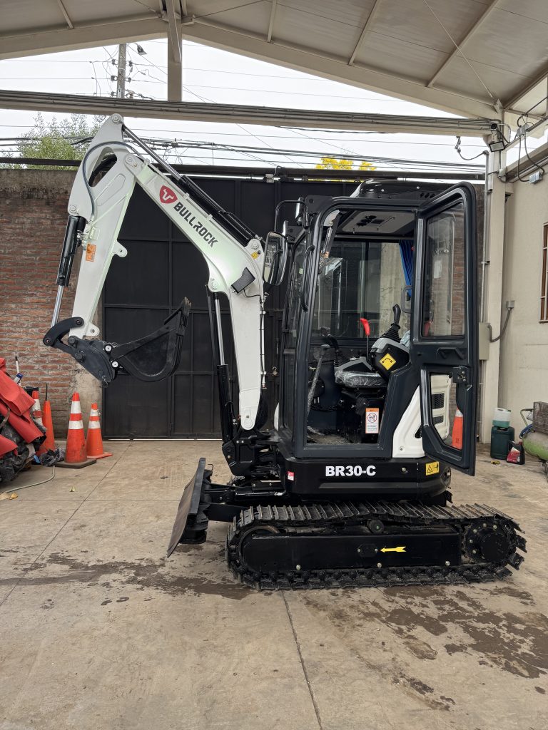 miniexcavadora en venta de tienda bullrock en chile san fernando